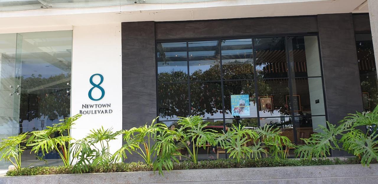 Mactan Newtown Condo With Garden And Ocean View 8Newtown Blvd มักตัน ภายนอก รูปภาพ